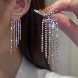 2024 럭셔리 여성 14K 화이트 골드 귀걸이 라인 스톤 프린지 교수형 지르콘 귀걸이 새로운 반짝이는 결혼식 진술 파티 보석 선물