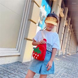 Blankets Children Cute Strawberry Pattern Cross-body Handbag Fashion Girls Shoulder Messenger Bag Outdoor