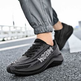 Casual Shoes Autumn and Winter New Men's Shoes Fashionable Breathable Thick Sole Cushioned Rebound Professional Running Marathon Racing Carbon Board