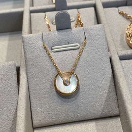 Designer carter High Quality Amulet Necklace with White Fritillaria Agate Thick Plated 18k Rose Gold Lock Bone Chain