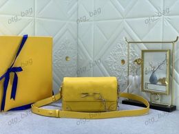 M81746 Mini Steamer Tote bag Designer Luxurious Handbag Leather Shoulder Bag Flap Cross Body Wallet Purse