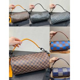 10A Men's and women's same luxury fashion bag with all the fashion spring/summer new soaft designer style cylinder single shoulder crossbody bag