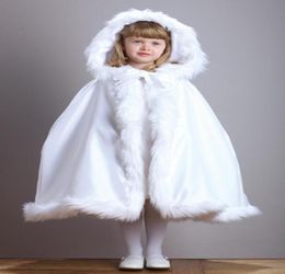 Little Children winter cloak Wedding Party Flower Girls Cloaks With Faux Fur Hooded kids Capes Poncho9947628