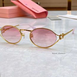 Luxury Miui Miui Sunglasses Women Miui Glasses Designer Mens Miumius Oversized Sun Glasses Shades Multicolor Sun Glasses Cat Eye Eyeglasses 424