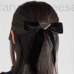 Hair Clips & Barrettes Designer Velvet Bow for Women and Girls, Cute Sweet Clips, Luxury Hairpins, Classic Letter Jewelry QYIC