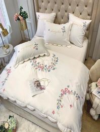 French light luxury embroidery cotton fourpiece bedding sets quilt cover European white cotton bed sheet foreign trade export5170523