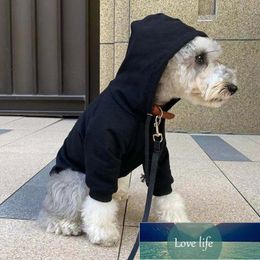 Pet Clothing Luxury Brand Dogs Cotton Clothes Hooded Sweater Small Dog Bichon Jarre Aero Bull Pet Two Feet Apparel Spring and Autumn