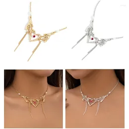 Pendant Necklaces Elegant Heart Necklace Dainty Clavicle Chain Trendy Glittering Gems Neckchain For Everyday Wear Dates Parties Dropship