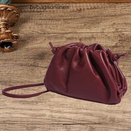 Botteg Venet High end bags for Pouch Bag 2024 New Top Layer Cowhide Womens Bag Single Shoulder Crossbody Dumpling Hand Held Cloud Pleated Small Original 1to1 with logo