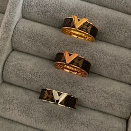 Gold Plated Extravagant V Love Ring Real Leather Luxury Brand Stainless Steel Couple Rings Wholesale