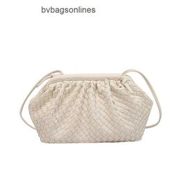 Counter Quality Bottegs Venets Jodie Bags Designer Texture Woven Bag 2024 Summer New Womens Personalised Clip Shoulder Simple and Versatile with Original 1:1 Logo