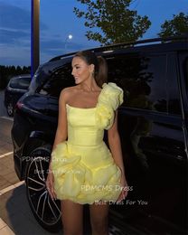 Modern One Shoulder Yellow Short Cocktail Dresses Mermaid Birthday Party Dress Puffy Ruched Mini Homecoming Prom Gowns for Women 240320