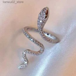 Wedding Rings Gothic Open Rhinestone Snake Ring Adjustable Animal Ring Reptile Mens Fashion Hip Hop Boys and Girls Birthday Jewelry Gift Q240315