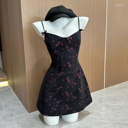 Casual Dresses Floral Suspender Mini Dress 2024 Slim Sleeveless Patry French Style Temperament Strap Women Clothes