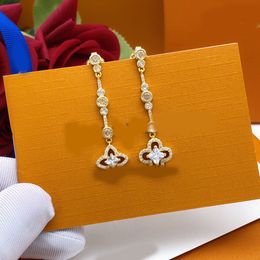 Orecchini pendenti in cristallo trifoglio orecchio stud oro argento placcato acciaio inossidabile designer di marca per le donne accessori di gioielli per feste di nozze all'ingrosso di alta qualità