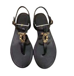 Fashion Elegant Womens Leather Sandals Designer Summer Flip Flops Flat Beach Mainstream Shoes