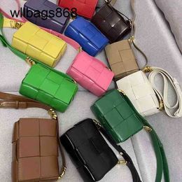 Bottegvenetas Cassette Bag Handbags Designer Woven Small Square Oil Wax Cow Feeling Waist Fashion Leisure Ins Messenger Shoulder Leather