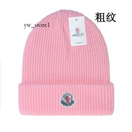 2023 New Knitted Hat Fashion Letter Cap Popular Warm Windproof Stretch Multi-color High-quality Beanie Hats Personality Street Style Couple Headwear 6213