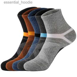 Men's Socks High Quality Cotton Men Sports Running Breathable Casual Summer Soft Fitness Compression Middle Tube Sock CalcetinesC24315