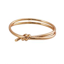 Tifanism classic V Gold Plated Mijin T Family Knot Bracelet 18K Rose Non fading Bow Wrapped Smooth Clasp Sweet fgds 0J2E