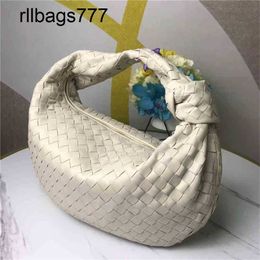 Bottegvenetas Jodie Designer Handbags 2024 Imported Sheepskin Woven Bag Simple Knot Round Hobo Armpit Handbag Fashion Genuine Leather Lkk0