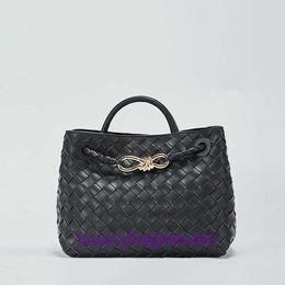 Top original quality Bottgss Ventss Andiamo shoulder bags online shop New genuine leather womens bag sheepskin vegetable basket flat replac With Real Logo