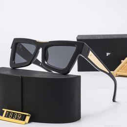 Designer Sunglasses Designer Women Glasses for Men Full Frame UV400 Triomphe Quay Lunette Homme Goggle Senior CIKS
