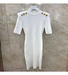 2024 Black/White Spring 1/2 Sleeves O Neck Pulllover Buttons Knitted Women Dress Designer High End Womens Runway Dress 31511