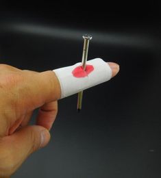 Magic Tricks Nail Through Finger Horror Magic Toys April Fool039s Day Halloween Funny Bloody Nail Trick Props 9785974