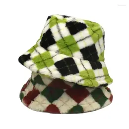 Berets Winter Polyester Plaid Print Keep Warm Bucket Hat Fisherman Outdoor Travel Hats For Men And Women 249