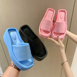Slippers Thick soled square head flip flops womens new summer sponge cake soles with high feeling of stepping on excrement and small personality sandals with sloping