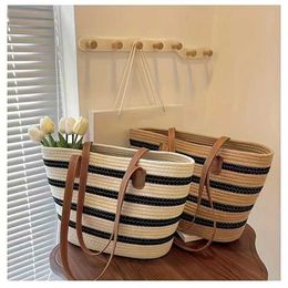 Grass woven bag Bohemian style cotton rope woven bag for women's large capacity commuting tote bag 240315