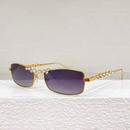 Designer sunglasses for women luxurious light Coloured decorative mirrors fashion rectangular metal frame glasses with crystal strap with box A71584