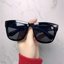 2023 New Color Film Chili Pepper Women's Colorful Reflective Korean Fashion Trend Gift Sunglasses