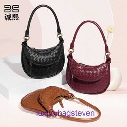 Bottgss Ventss Designer woven Gemelli shoulder bags for women Autumn and Winter New Fashionable Handwoven Bag with High Quality Hand With Real Logo