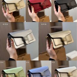 Storefront c Familys New Lacquer Skin Litchi Pattern Relief Embossed Handheld Single Shoulder Oblique Underarm Bag Wine God Letter Envelope