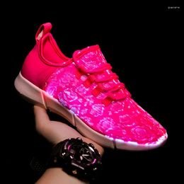 Scarpe casual Estate Luminoso Incandescente Scarpe da ginnastica per Ragazzi Ragazze Bambini Uomini Donne LED Luce Notte per bambini Lampeggiante Ricarica USB Taglia 25-46