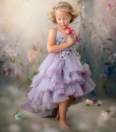 Girl Dresses Vintage Hi Lo Flower Appliques Sleeveless Kids Birthday Gowns Tiered Ruffles Long Train Little Girls Pageant