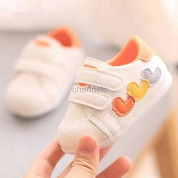 First Walkers Spring autumn babies girls heart shaped sneakers for children aged 1-3 years toddlers functional soft sole shoes for small child 240315