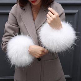 Cuff-like fur glove windproof cuff sleeve bracelet -like hair Cute wrist sleeve winter women249x