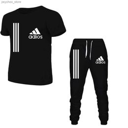 Men's Tracksuits 2024 Breathable Mens T-shirt Set Fashion Casual T-shirt Shorts Mens Running Set Summer Harajuku Mens Street Top Q240314