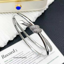 Tifaniym classic T Family Knot Double layered Diamond Bracelet for Womens Gu Ailing High grade Light Luxury Copper Plated 18K Gold 2V8G
