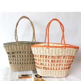 New Women's 2023 Handmade Paper Grass Woven Bag, Hollow Vegetable Basket, Vacation and Leisure Handbag, Drawstring Bag 240315
