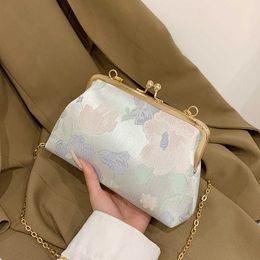 Shoulder Bags Chinese Style Designer Handbags Shell Tote Bag Clip Chain Ethnic Flower Single Fashion Dinner Crossbody Womens 240311