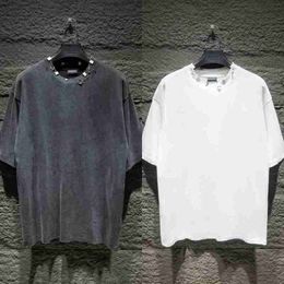 Men's T-Shirts Designer fashion brand 2024 new neckline buckle hole distressed casual loose short sleeved T-shirt 1Q05