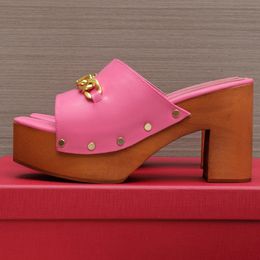 2024 Summer New High-end Female Platform Sandals Metal Chain Decor Genuine Leather Material High Heel Sandals Candy Colors Upper Square Toe Ladies Shoes