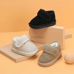 First Walkers Original Leather Kids Winter Shoes Warm Plush Toddler Boys Girls Cotton Rubber Shoes Outdoor Tennis Soles Fashion Small Kids Boot 240315