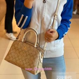 Factory Wholesale Olay Womens Bag 2024 New Lillie Daifei Commuter Handbag Old Flower Combination Leather Single Shoulder Crossbody