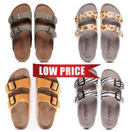 Men's and Women's Summer Buckle Adjustable Flat Heel Sandals Pinky Designer High Quality Fashion Slippers Printed Waterproof Beach Fashion Sports Slippers GAI