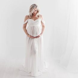 Moderskapsklänningar för po shoot off axelhylsa mesh ren delad lång graviditetskvinnor Moderskapskläder 240305